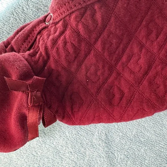 Baby Guess Footie - Picture 2 of 4